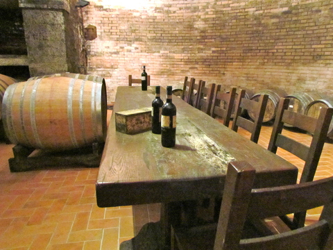 Italy Wine & Food Tours >>