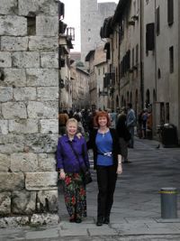Linda & Michelle San Gimignano